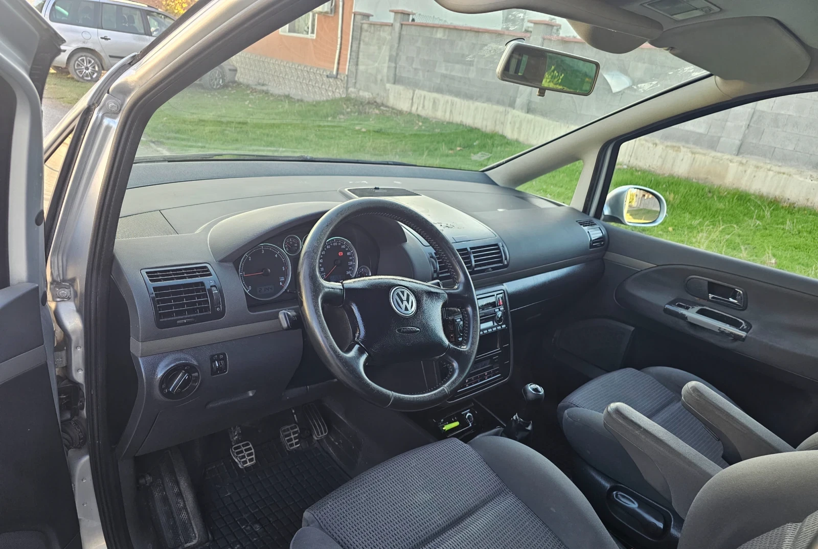 VW Sharan 1.9 TDI  | Mobile.bg   13