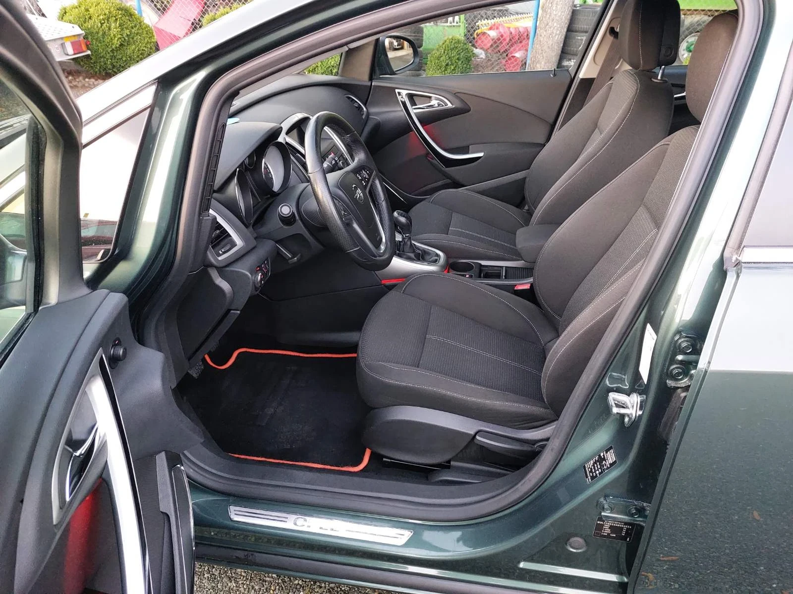 Opel Astra 1.6i - изображение 10