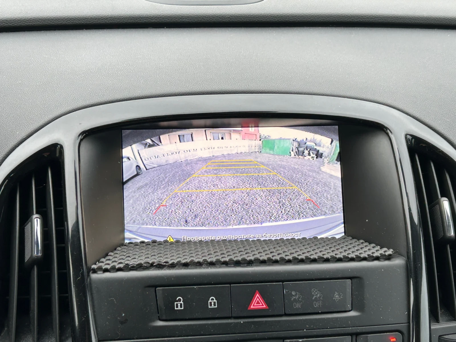 Opel Astra 2.0CDTI* Автоматик* Камера* Ксенон* Навигация - изображение 10