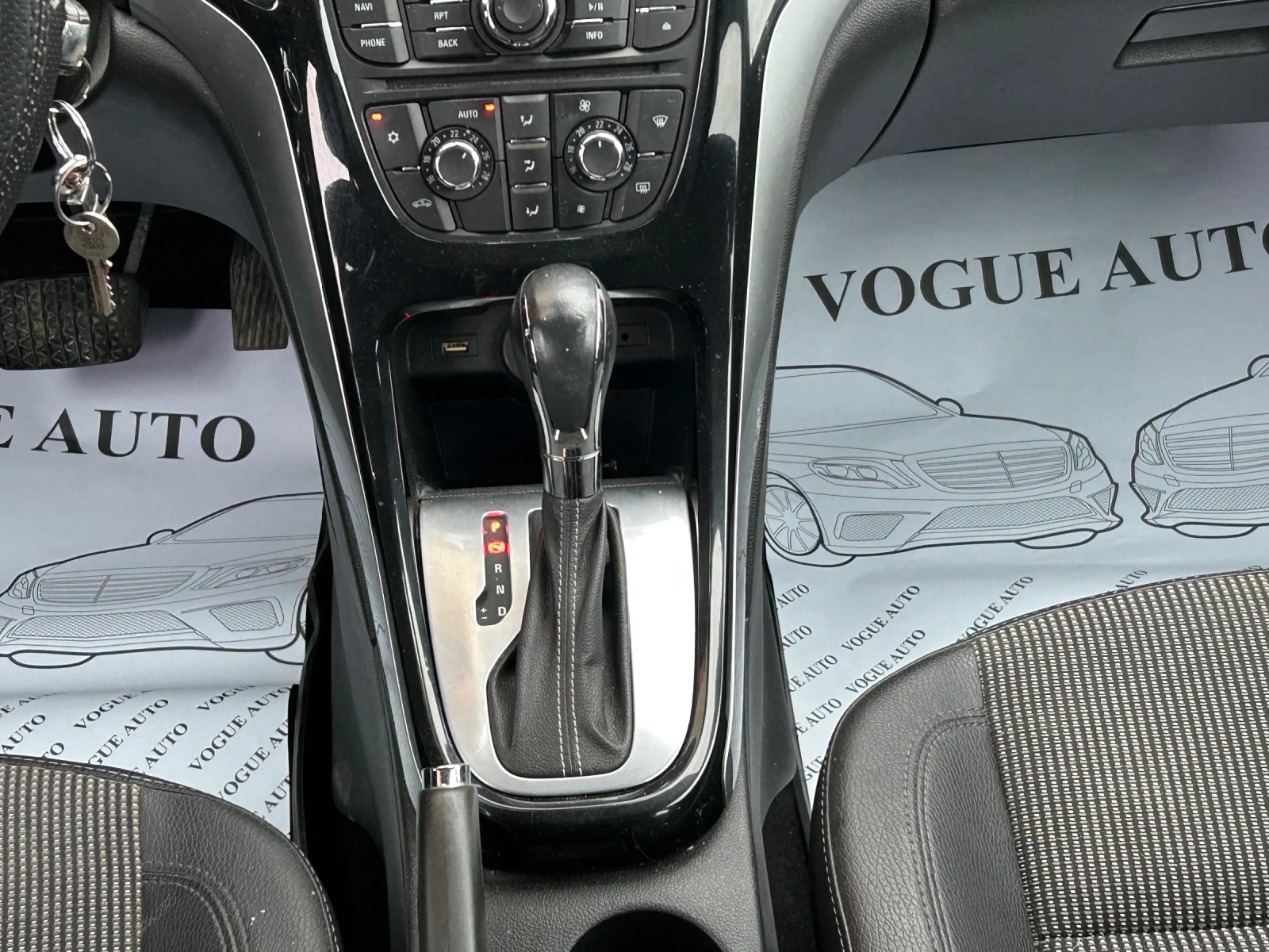 Opel Astra 2.0CDTI* Автоматик* Камера* Ксенон* Навигация - изображение 9