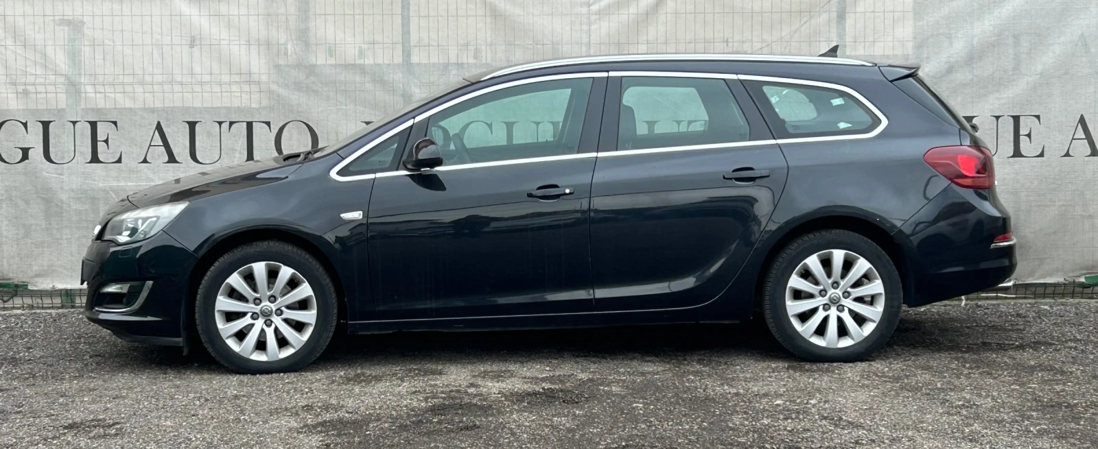 Opel Astra 2.0CDTI* Автоматик* Камера* Ксенон* Навигация - изображение 4