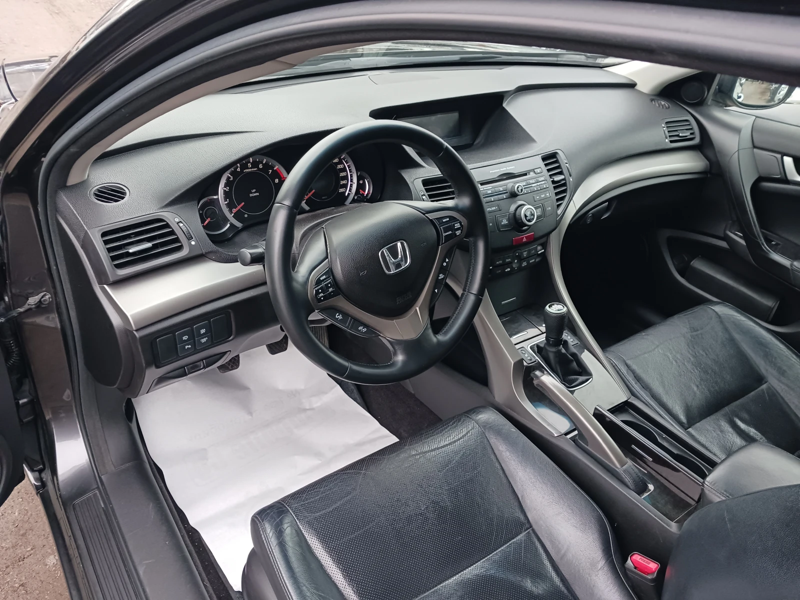 Honda Accord 2.4 i-VTEC - изображение 7