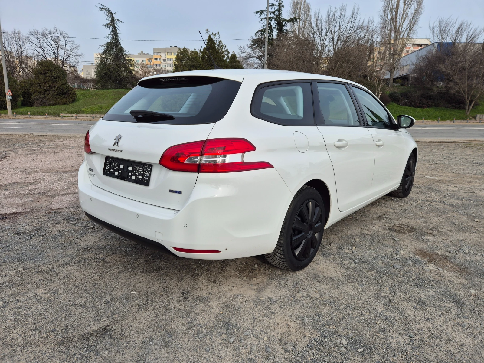 Peugeot 308 SW 1.6HDI - изображение 5