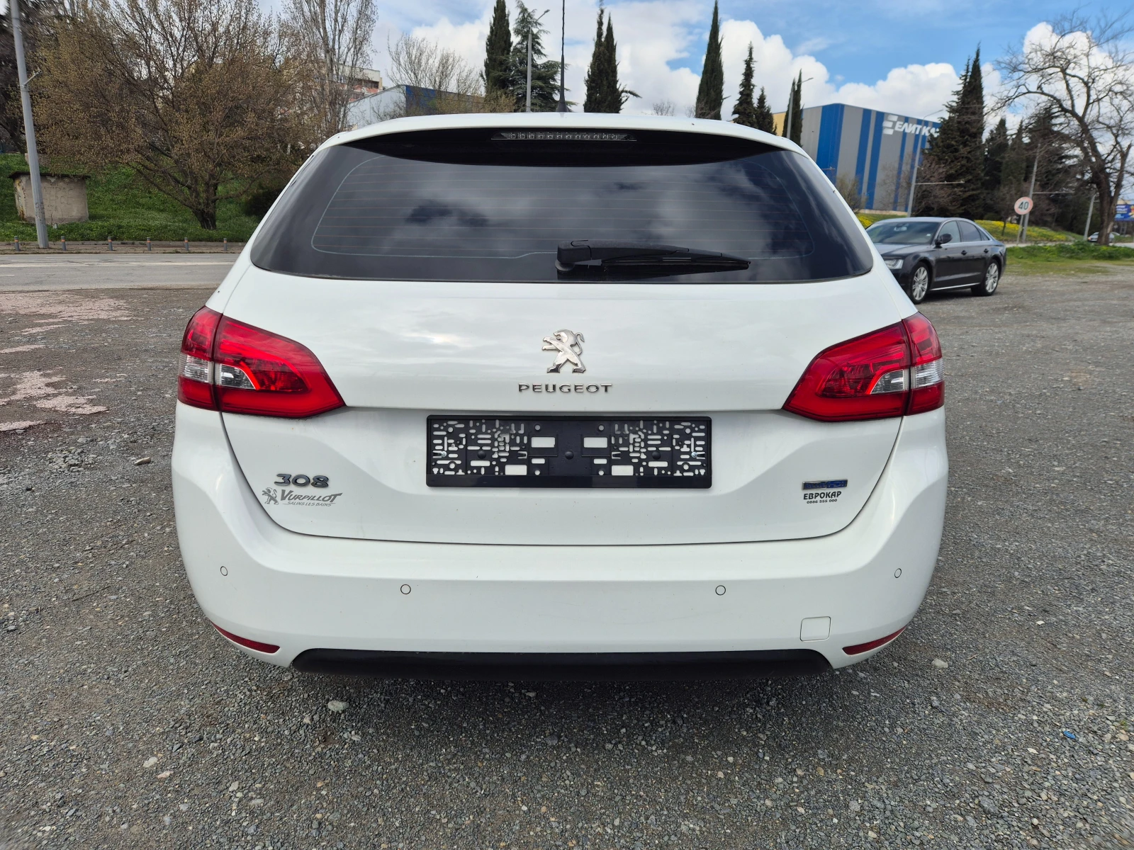 Peugeot 308 SW 1.6HDI, снимка 4 - Автомобили и джипове - 53690621