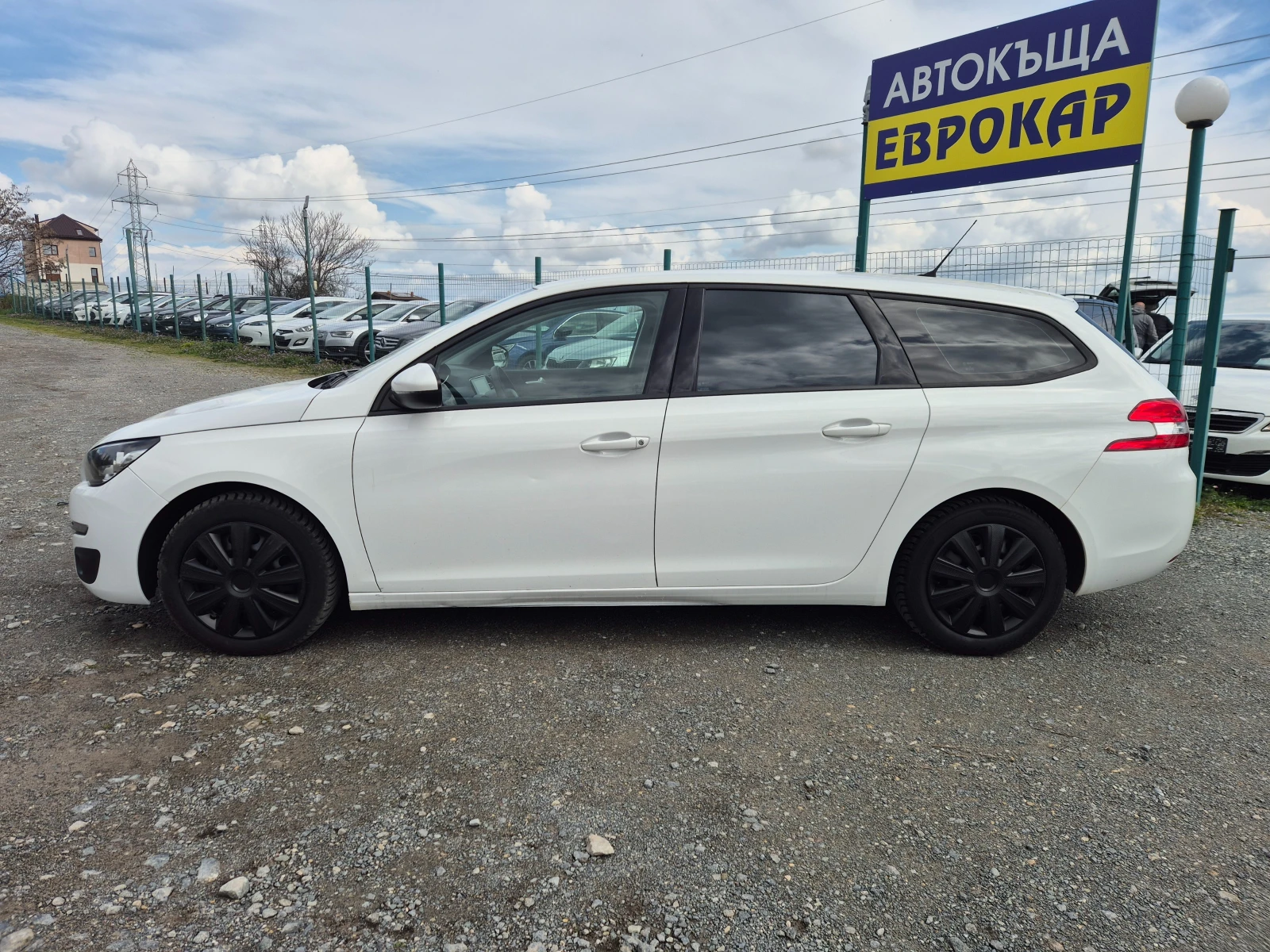 Peugeot 308 SW 1.6HDI, снимка 2 - Автомобили и джипове - 53690621