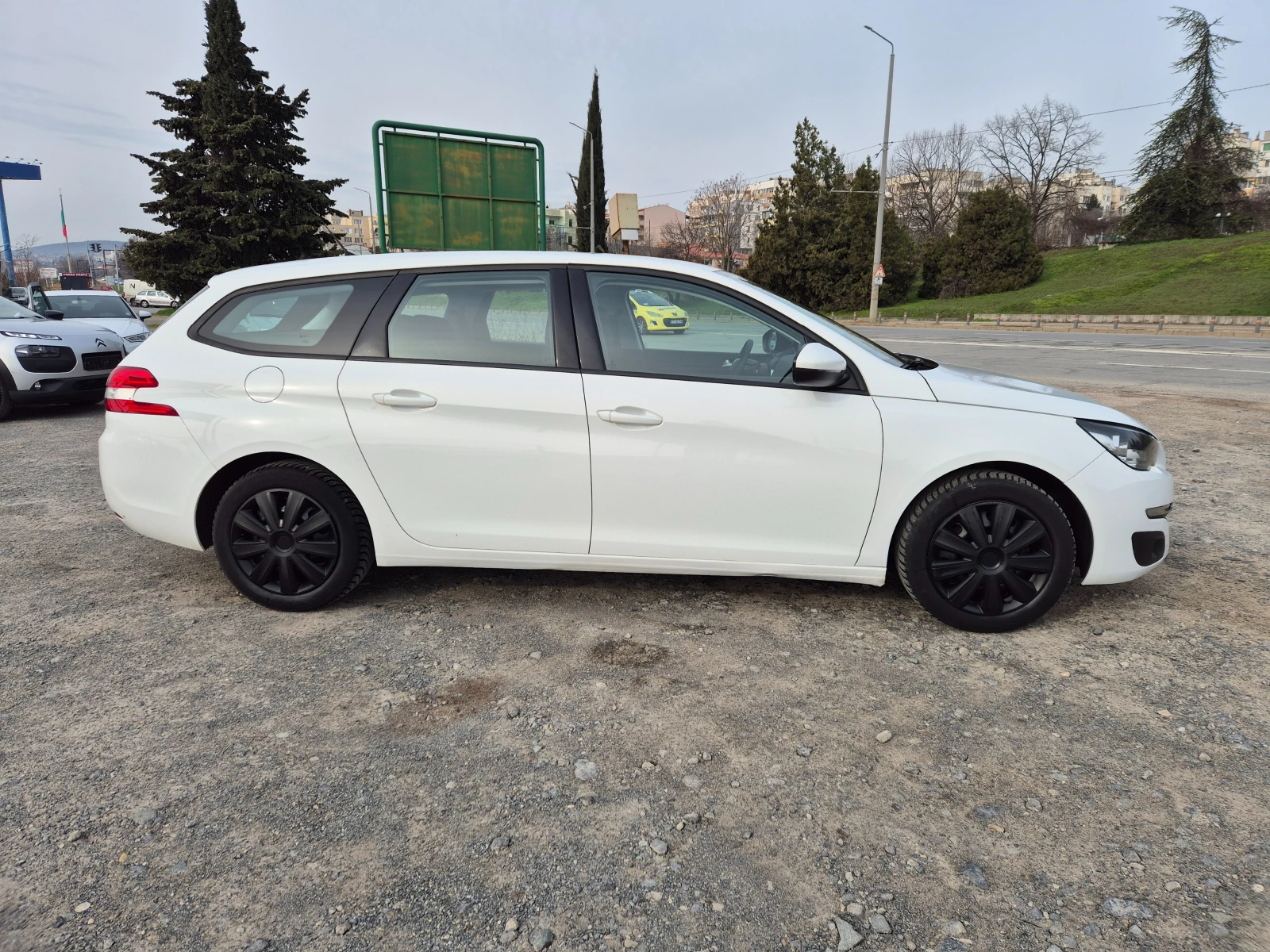 Peugeot 308 SW 1.6HDI - изображение 6