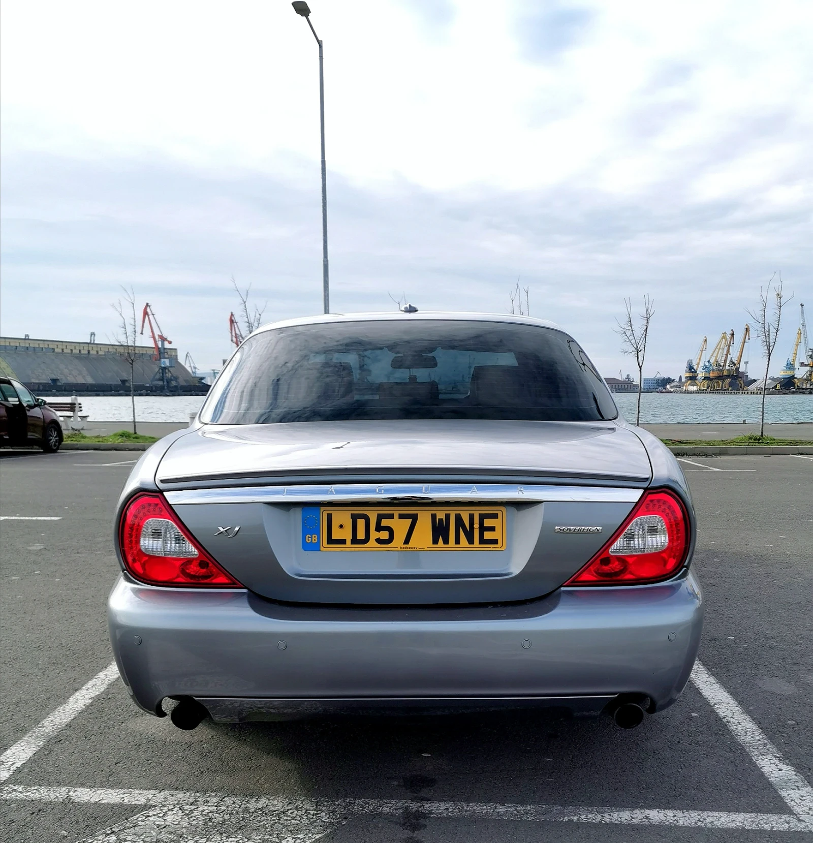 Jaguar Xj, снимка 3 - Автомобили и джипове - 54010368