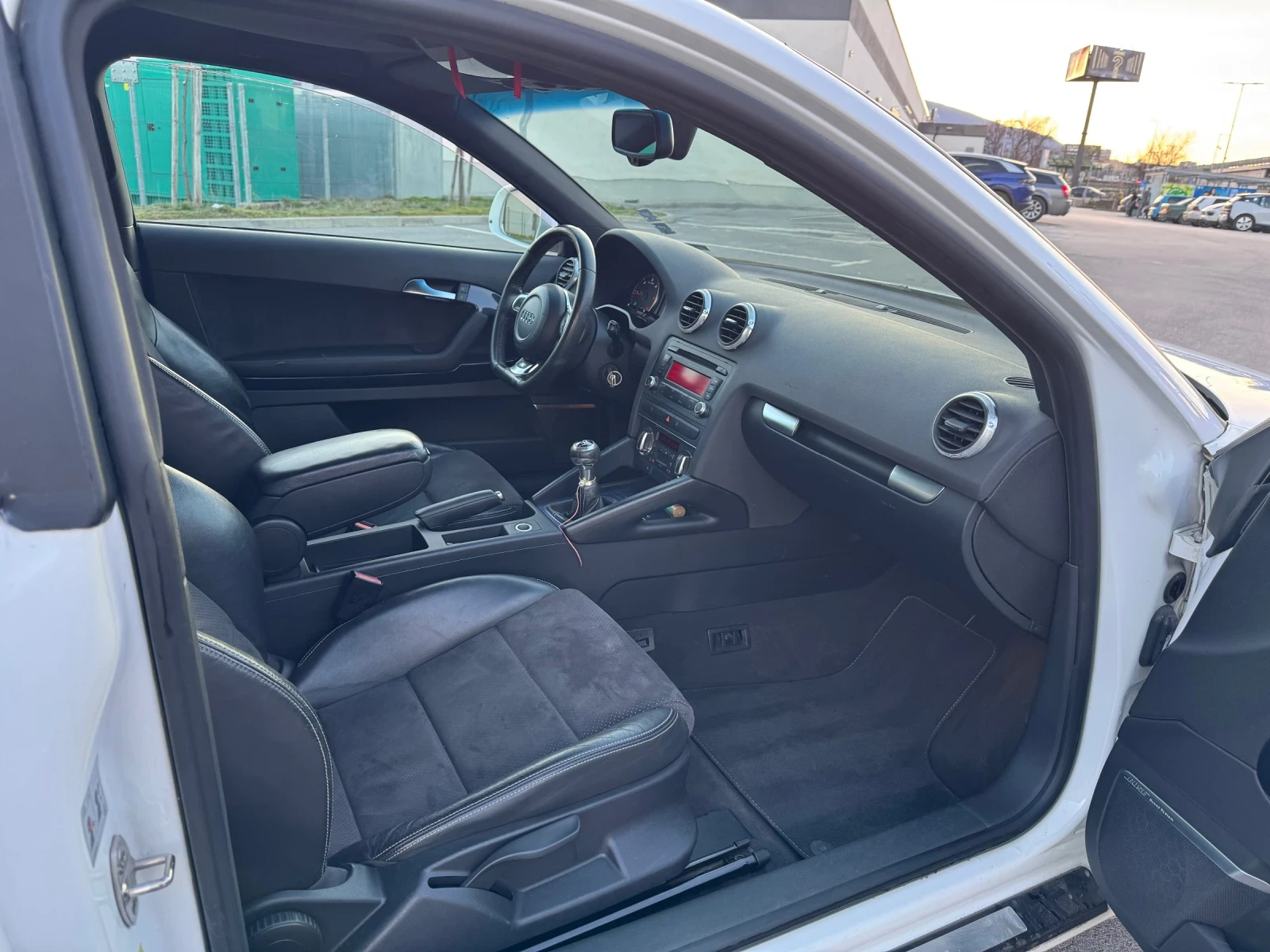 Audi A3 2.0 Facelift S-line, снимка 6 - Автомобили и джипове - 54032739