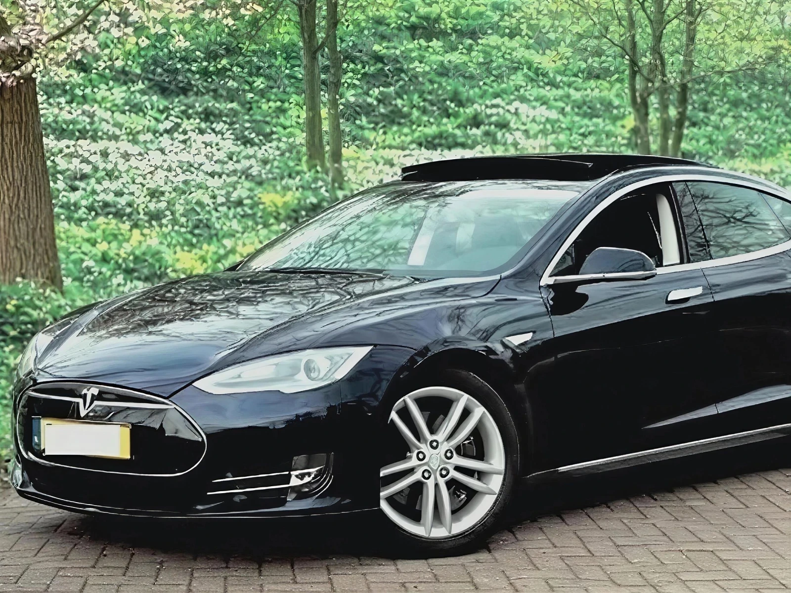 Tesla Model S 85 Base, снимка 2 - Автомобили и джипове - 54313735