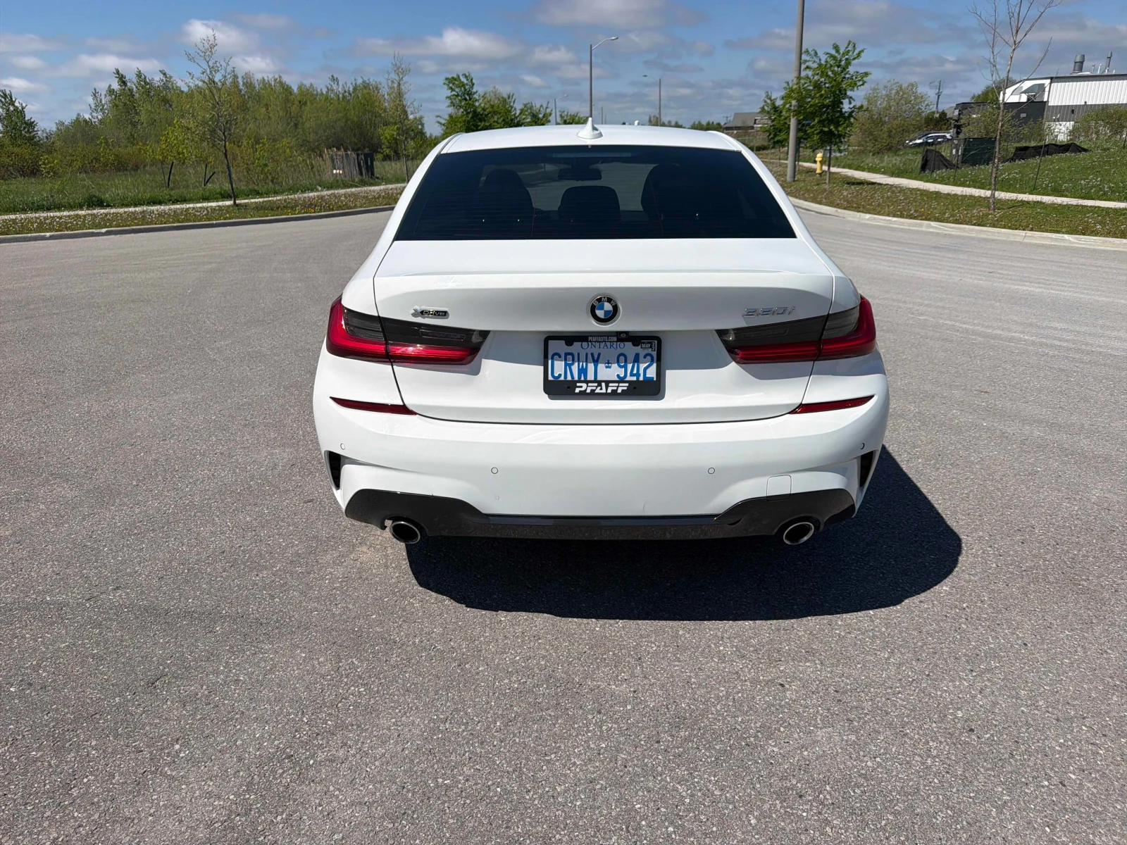 BMW 330 i xDrive/M-Pack/CARFAX/АВТО КРЕДИТ, снимка 5 - Автомобили и джипове - 54688918
