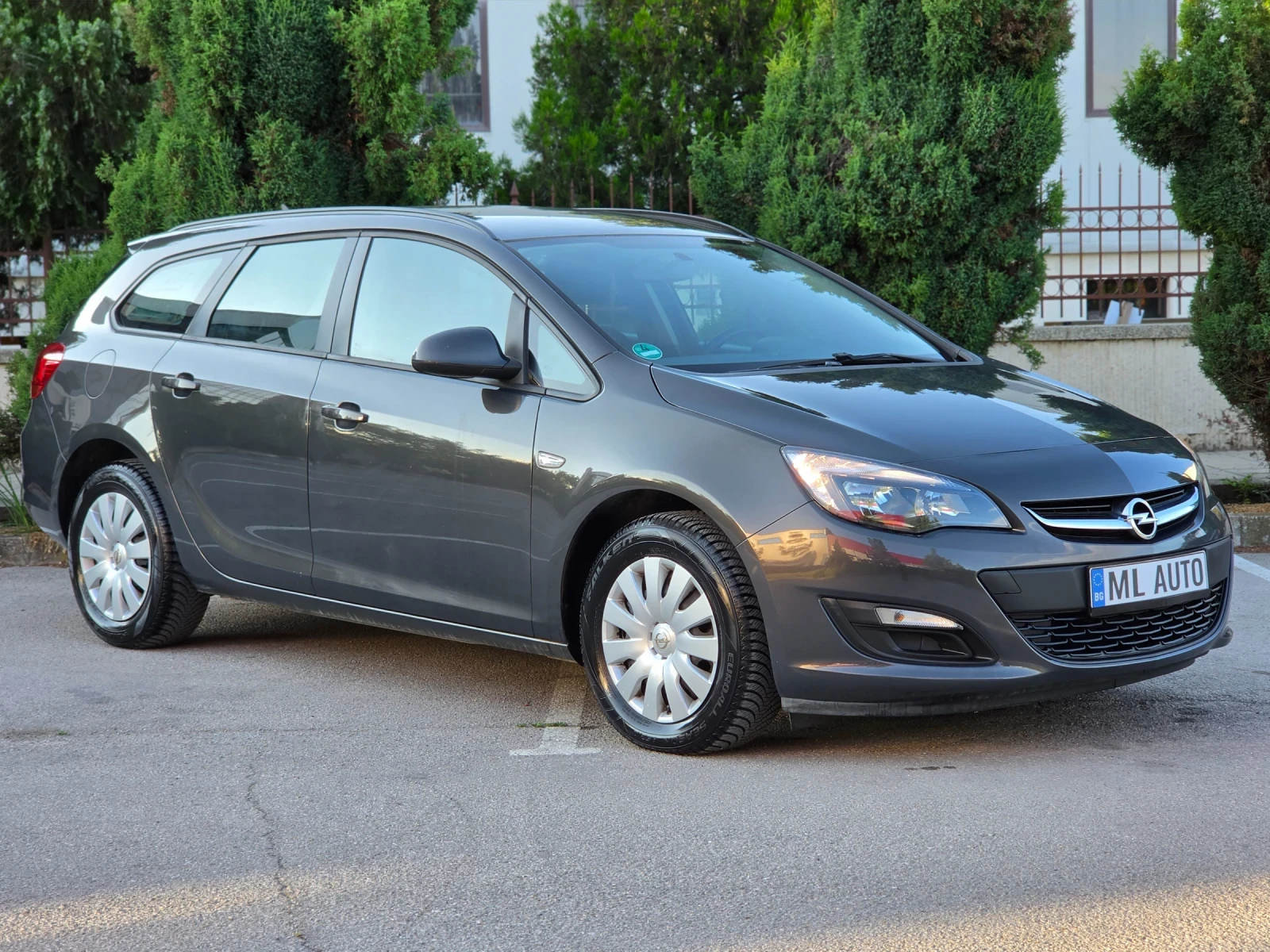 Opel Astra 1.6CDTi 110hp * EURO 5 * КЛИМАТИК * НАВИ * ЛИЗИНГ , снимка 5 - Автомобили и джипове - 54754872