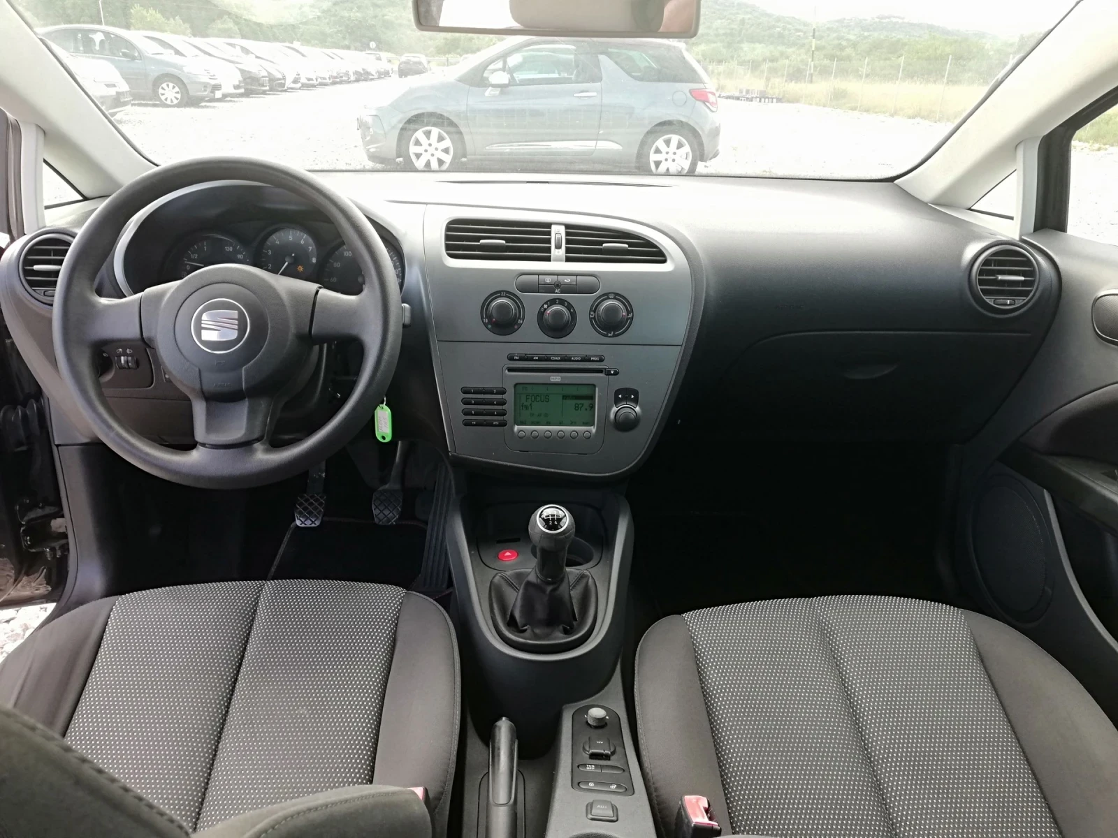 Seat Leon 1.4I GAZ KLIMA ITALI, снимка 14 - Автомобили и джипове - 54921701