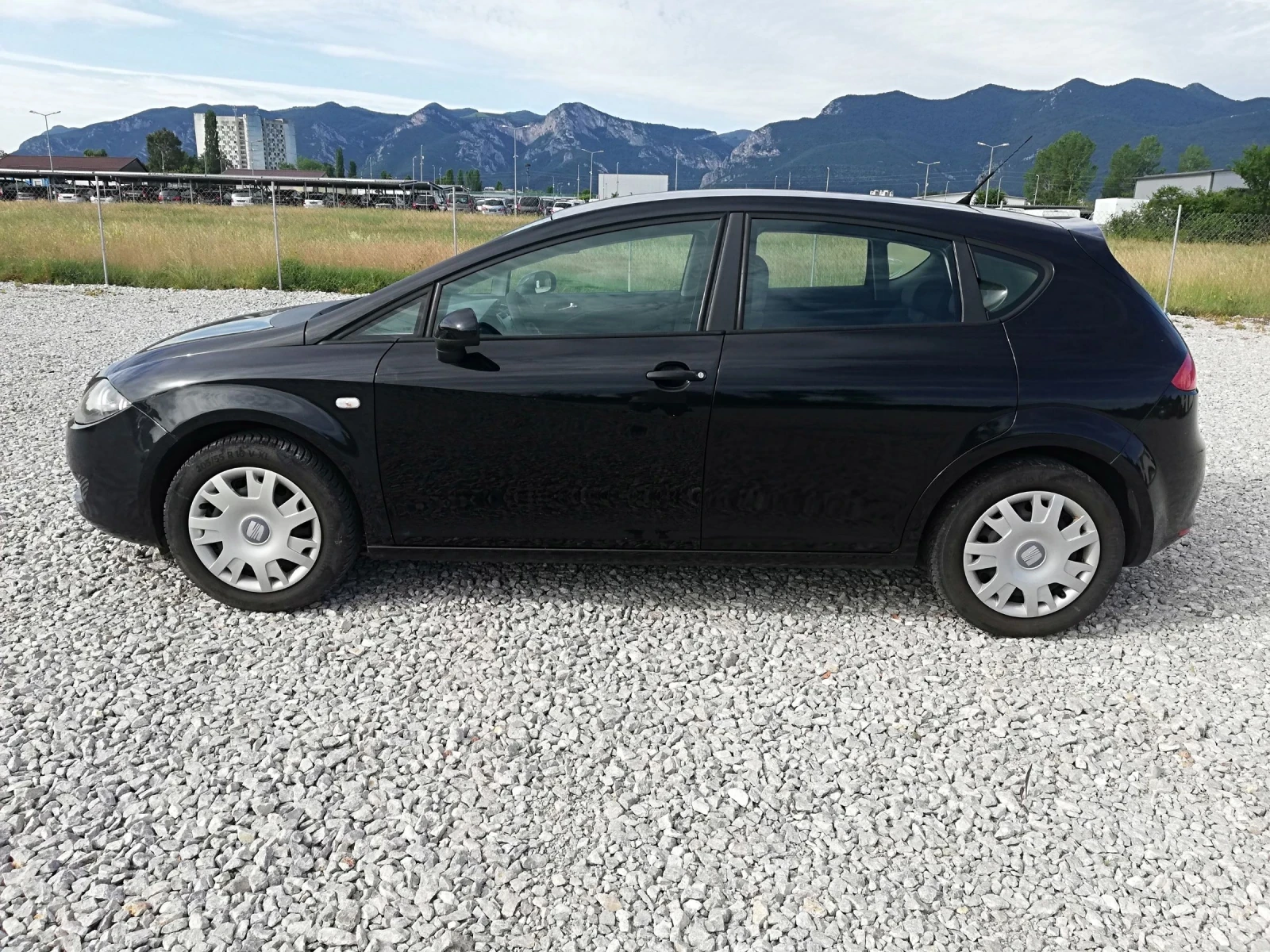 Seat Leon 1.4I GAZ KLIMA ITALI, снимка 3 - Автомобили и джипове - 54921701