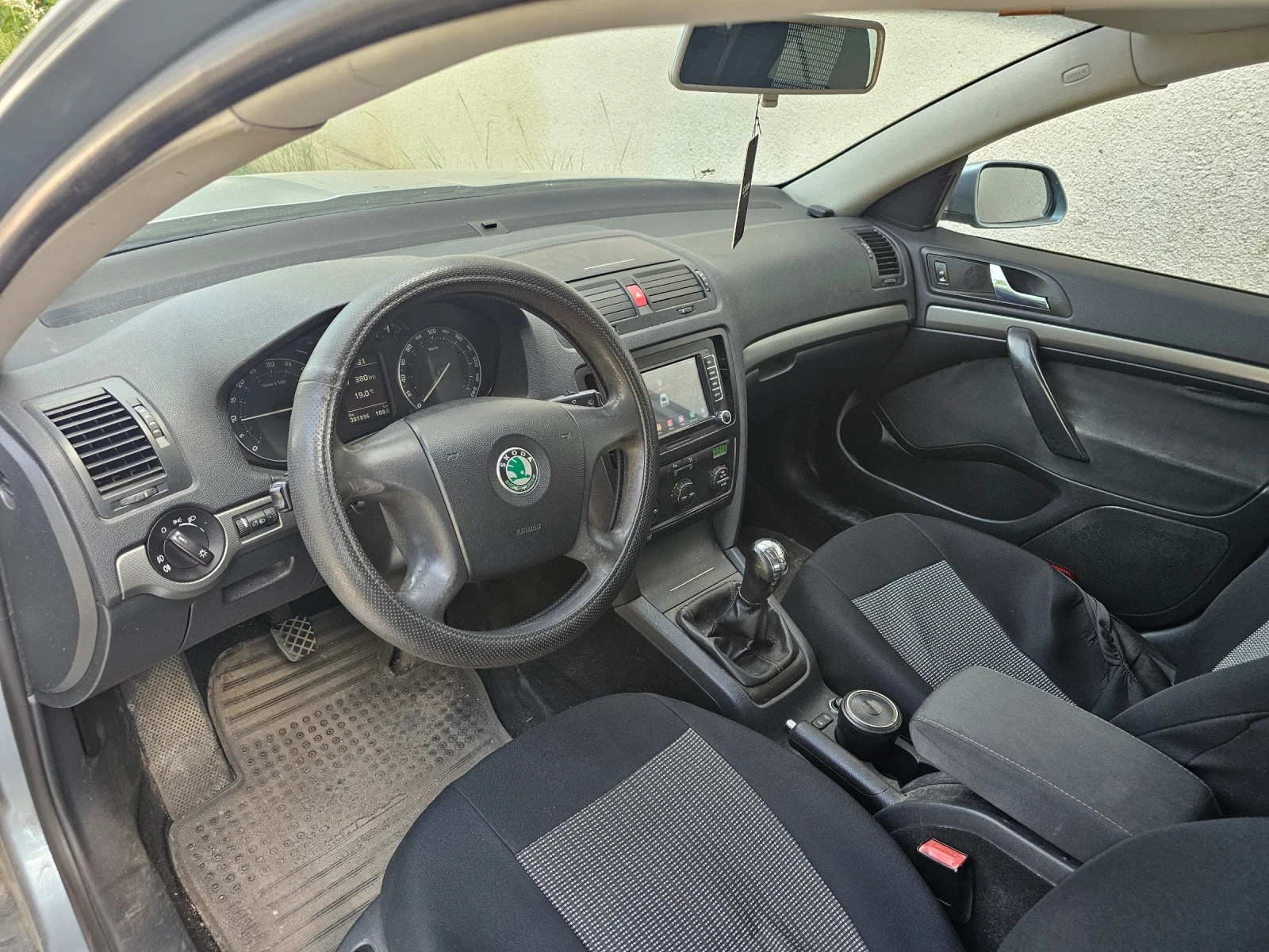 Skoda Octavia 1.9 105кс, снимка 2 - Автомобили и джипове - 54922082