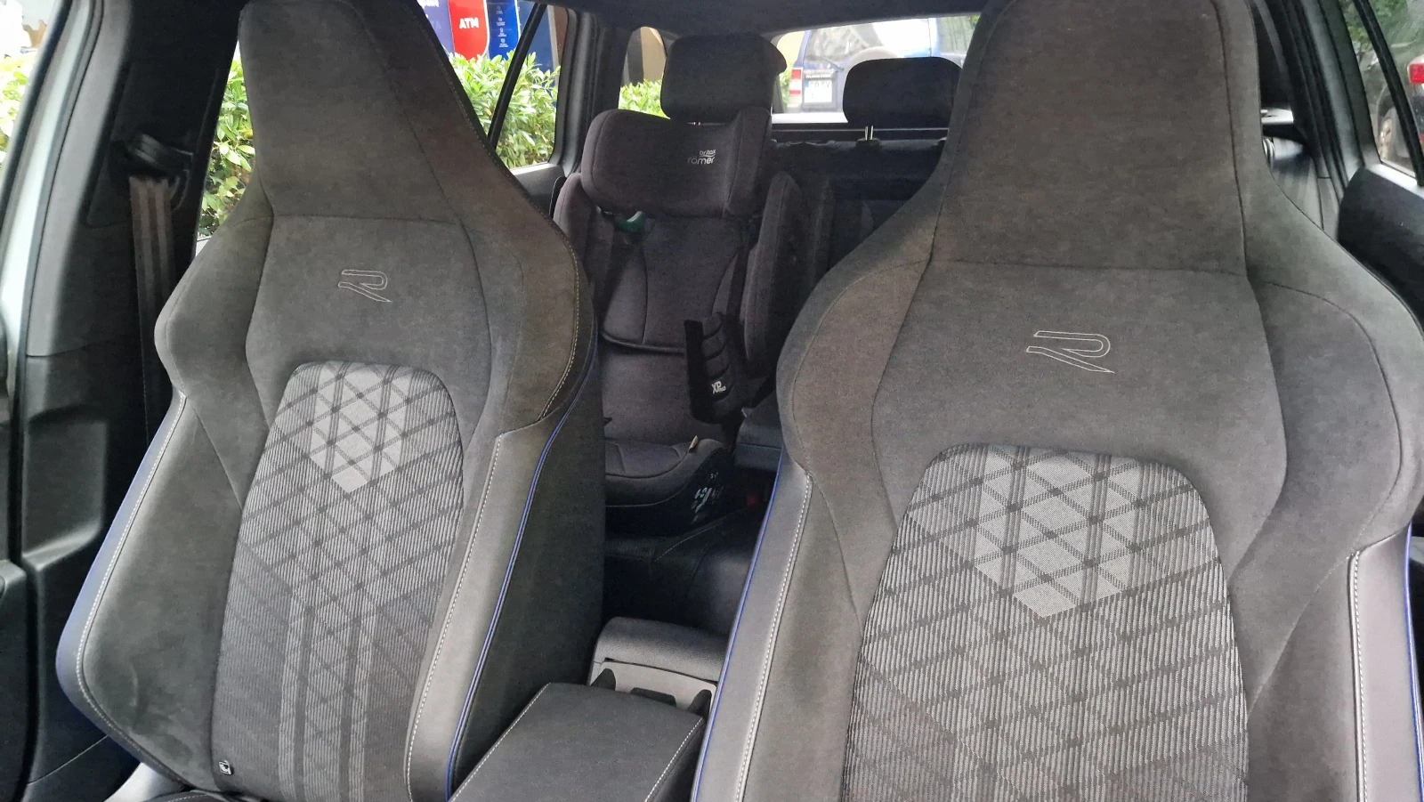 VW Golf Variant R-line PLUS, снимка 13 - Автомобили и джипове - 55003577