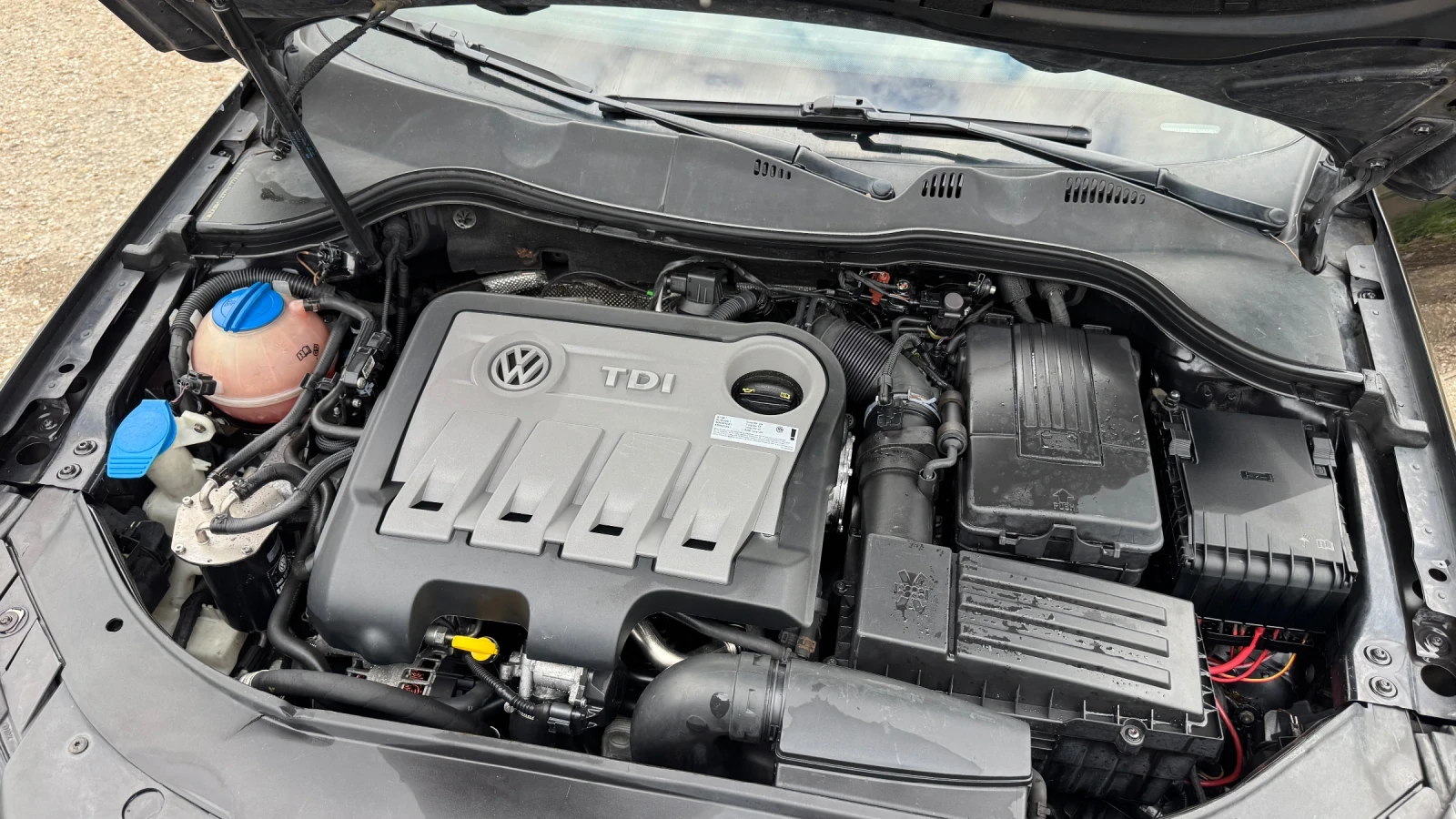VW Passat R-line, снимка 13 - Автомобили и джипове - 55259156