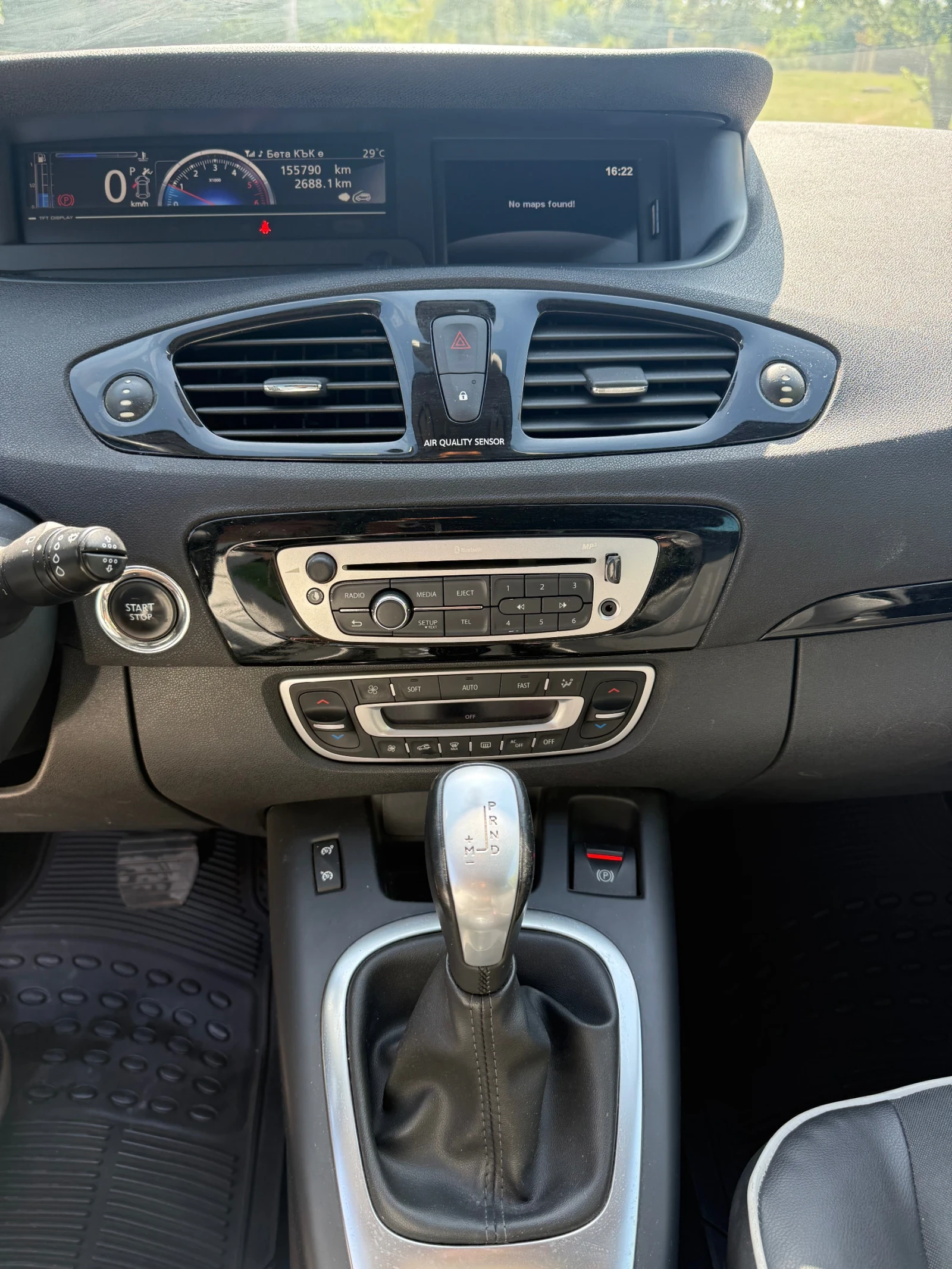 Renault Scenic 1.5 dci 110кс, снимка 6 - Автомобили и джипове - 55423736