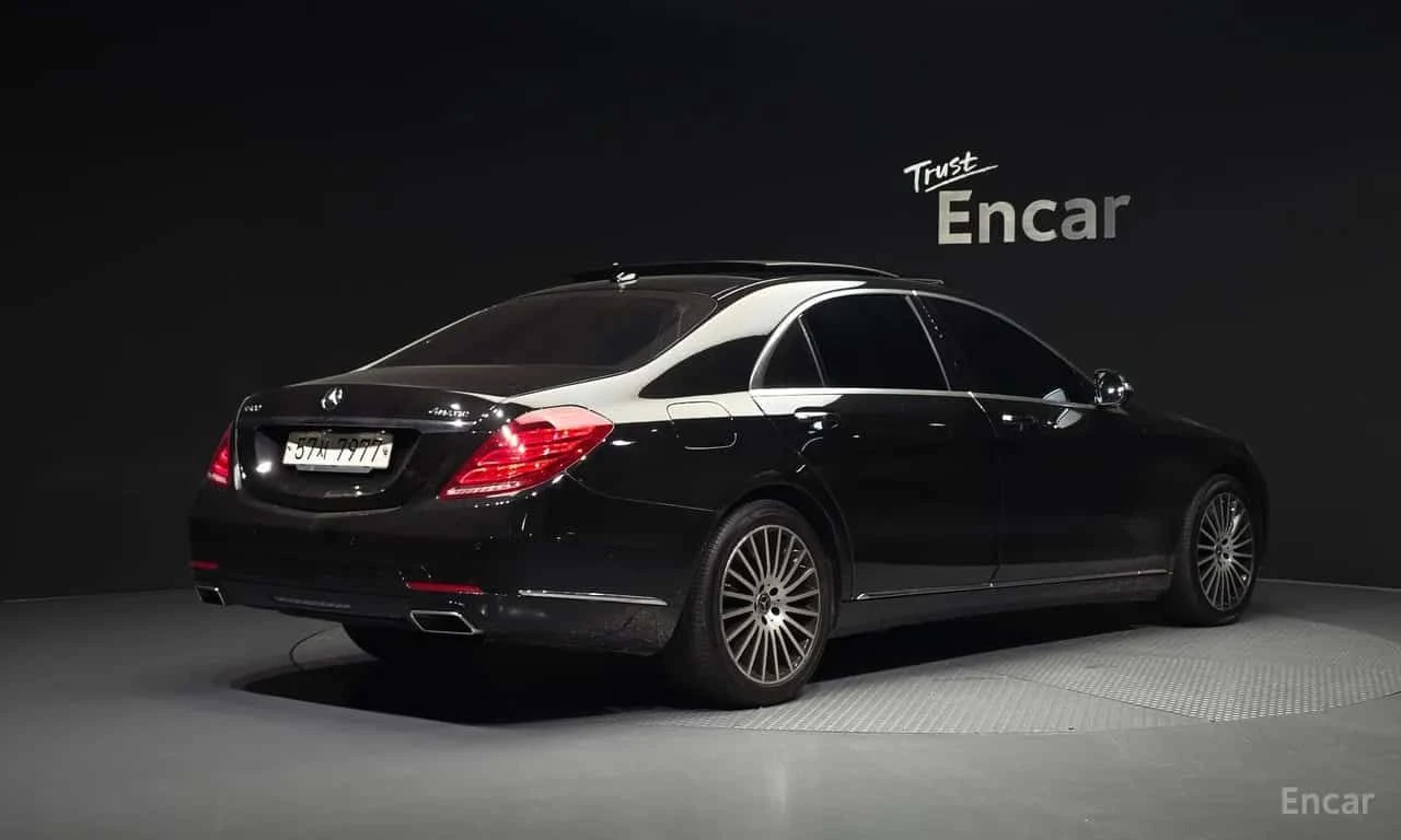 Mercedes-Benz S 500 LONG /ОБДУХВАНЕ/ПАНОРАМА/ДИСТРОНИК/360, снимка 2 - Автомобили и джипове - 55683961
