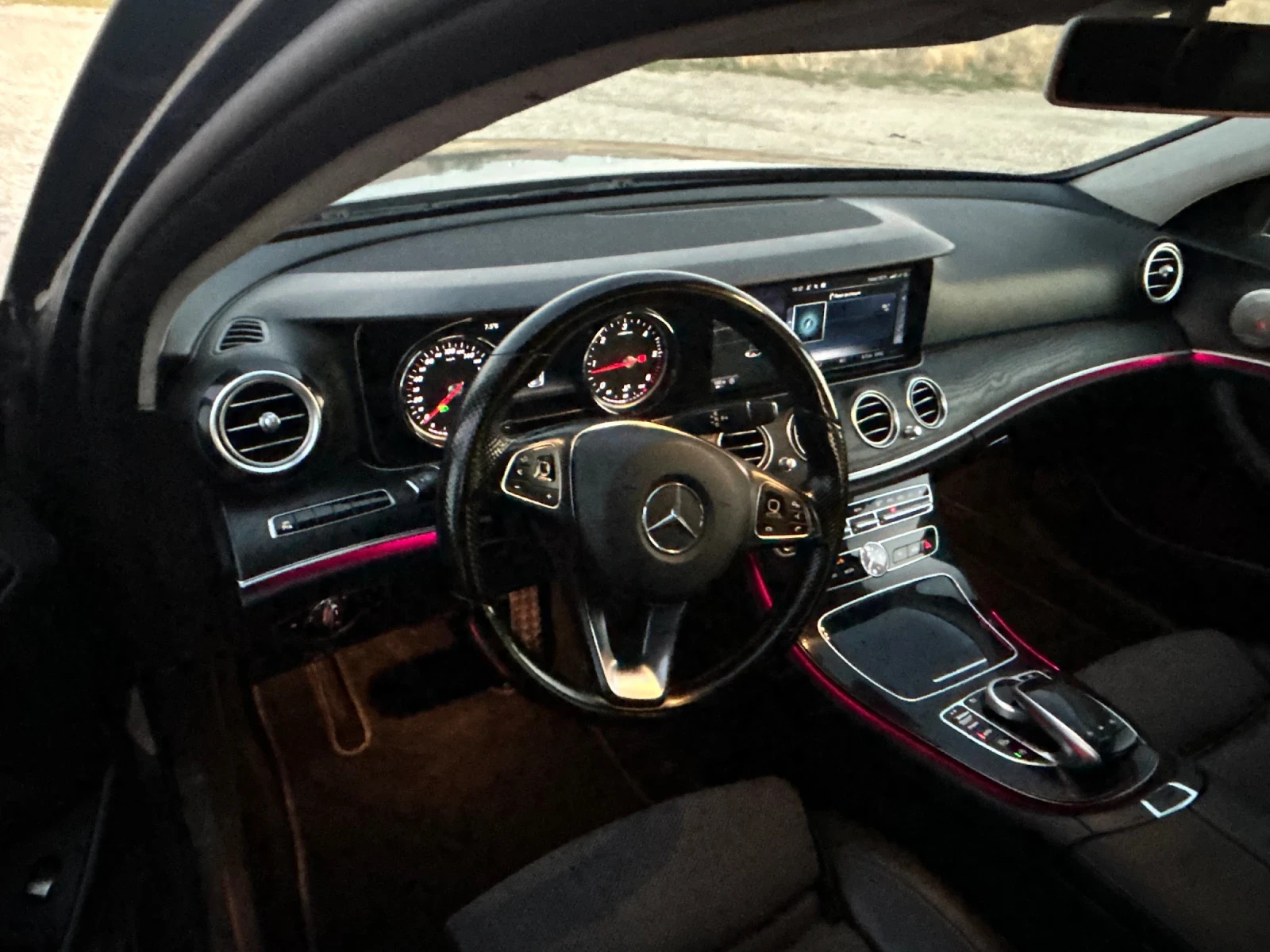 Mercedes-Benz E 220 All Terrain, снимка 10 - Автомобили и джипове - 56532732