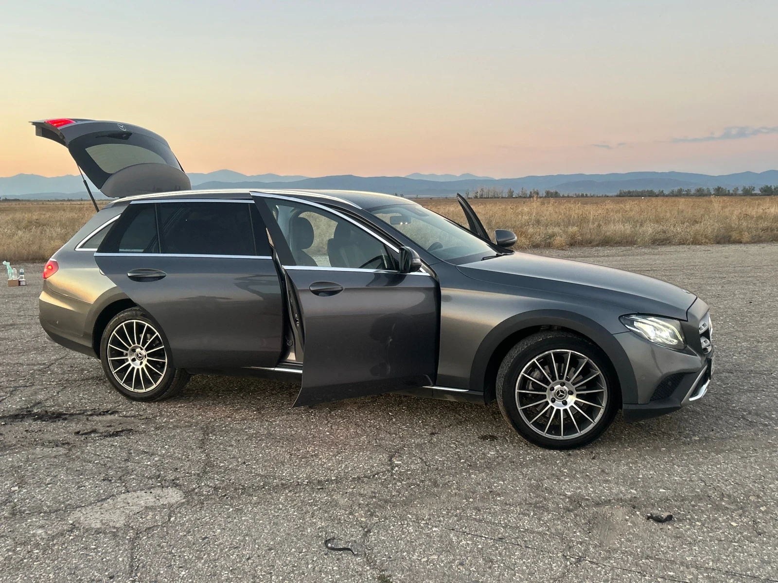 Mercedes-Benz E 220 All Terrain, снимка 9 - Автомобили и джипове - 56532732