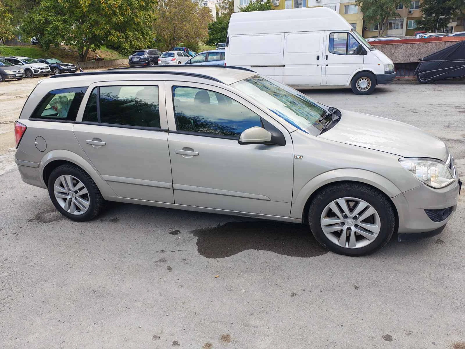 Opel Astra, снимка 2 - Автомобили и джипове - 56568223