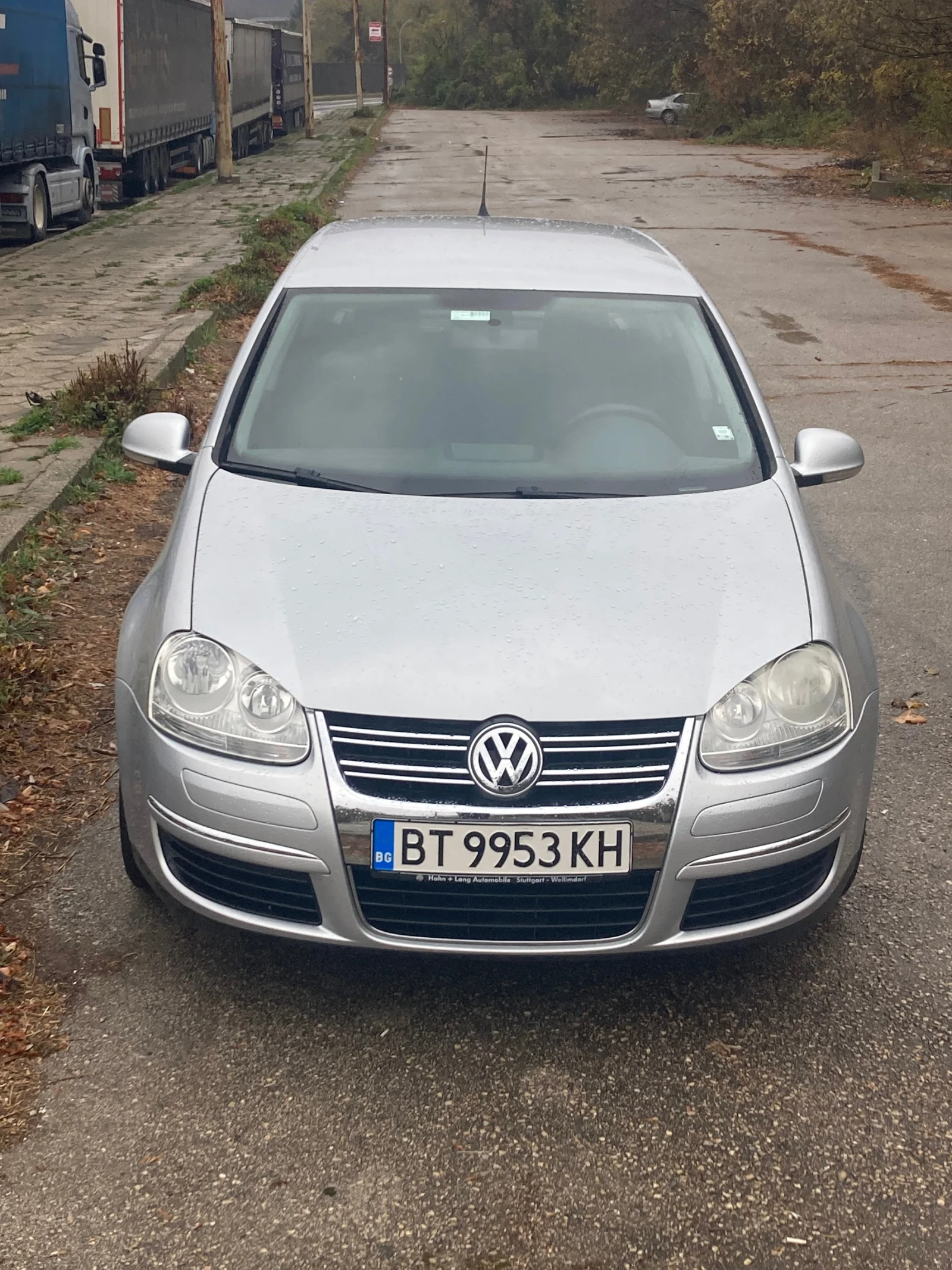 VW Golf, снимка 2 - Автомобили и джипове - 56599731