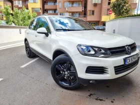 VW Touareg V8 4.2 EXCLUSIVE, снимка 2