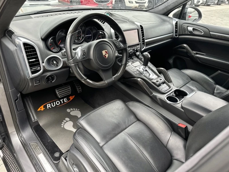 Porsche Cayenne Turbo * Mansory* , снимка 8 - Автомобили и джипове - 39303831