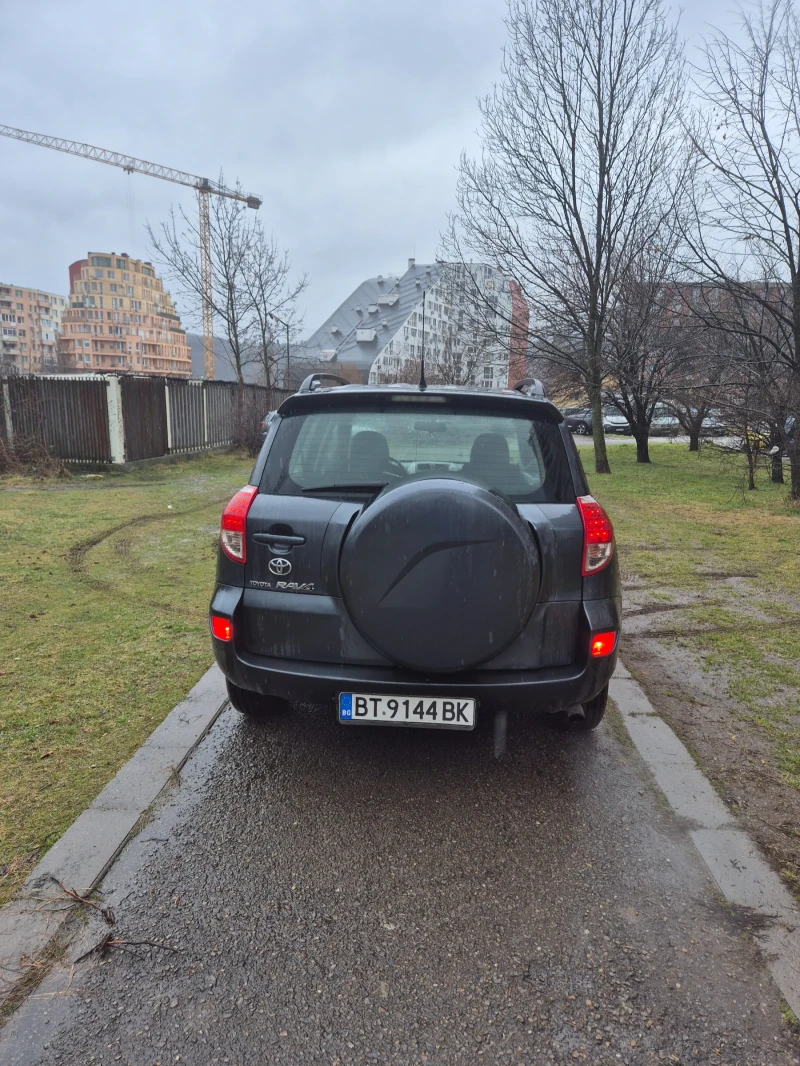 Toyota Rav4 2.2 D-4D 4x4 136кс, снимка 4 - Автомобили и джипове - 49336079