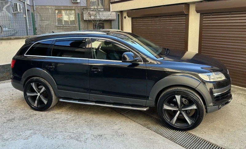 Audi Q7 * ALLROAD ПАКЕТ* S-Line* КАМЕРА* BOSE* 22 ЦОЛА* , снимка 5 - Автомобили и джипове - 49421362