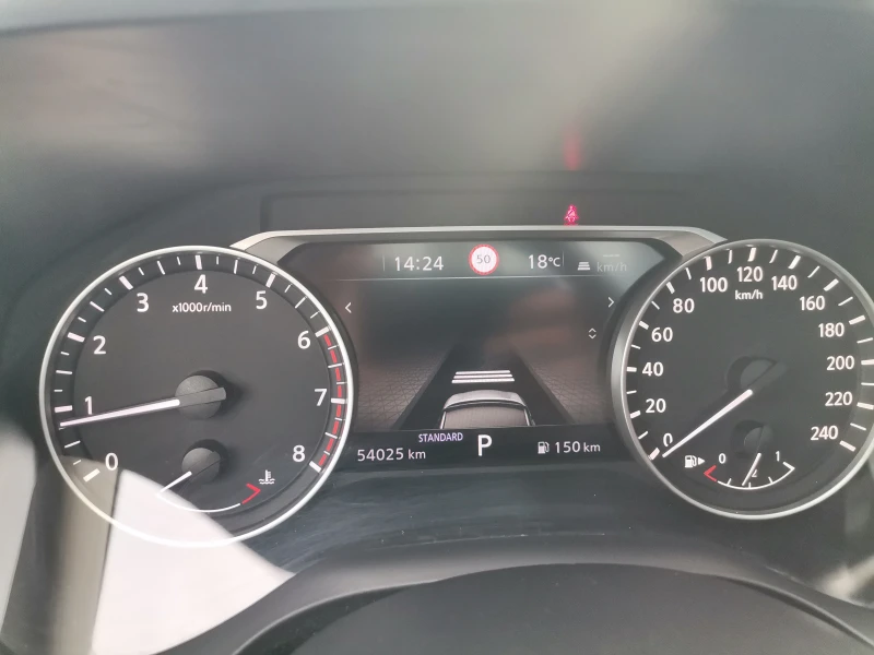 Nissan Qashqai Acenta Plus, снимка 6 - Автомобили и джипове - 52965114