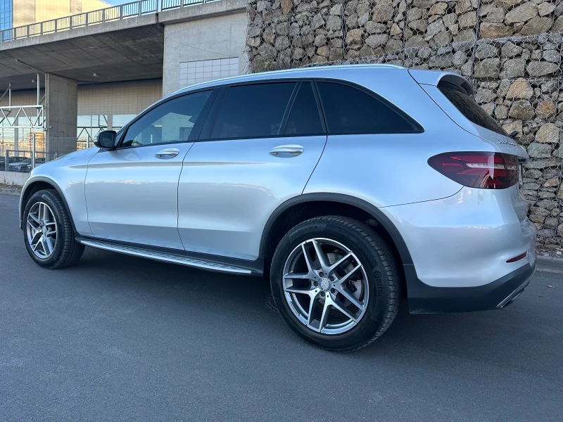Mercedes-Benz GLC 300, снимка 7 - Автомобили и джипове - 53028438