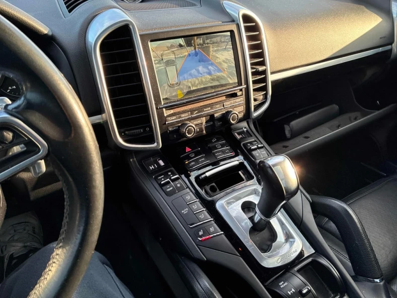 Porsche Cayenne * AWD 4dr * CARFAX * ЦЕНА ДО БГ, снимка 9 - Автомобили и джипове - 53432191
