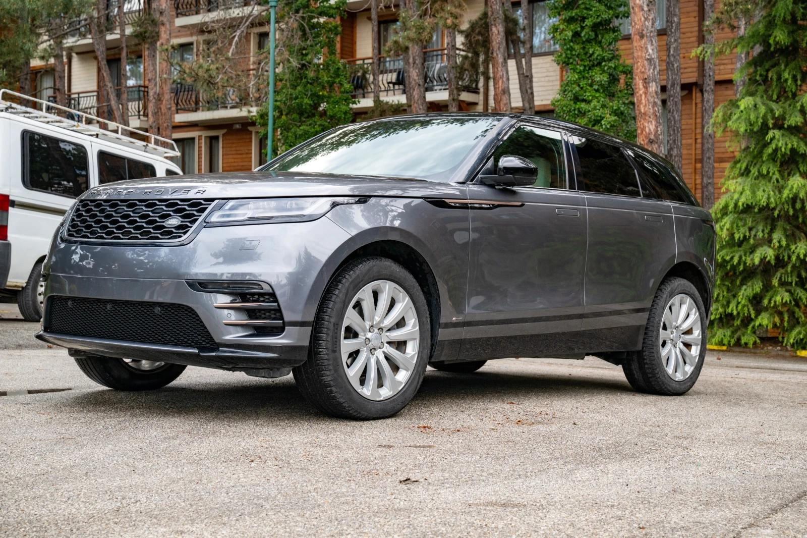 Land Rover Range Rover Velar R240 - изображение 7