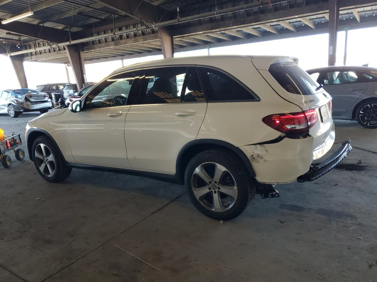 Mercedes-Benz GLC 300 4MATIC  - изображение 5