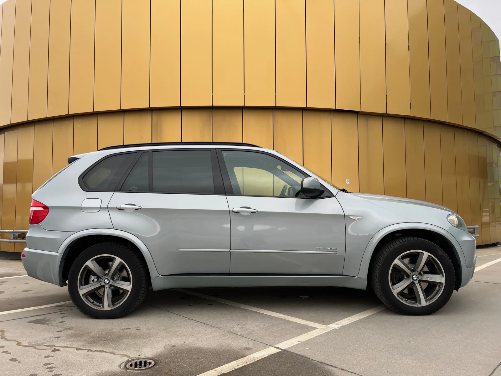 BMW X5 от BMW БЪЛГАРИЯ, снимка 4 - Автомобили и джипове - 52627376