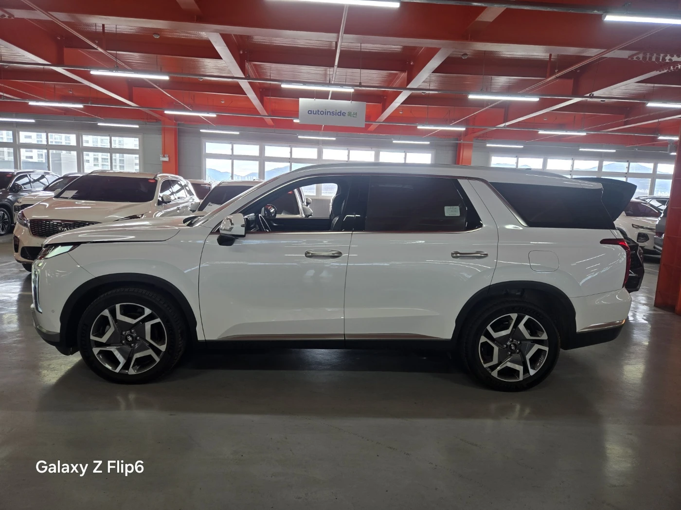 Hyundai Palisade Осигурена пълна подръжка с гаранция до 2г., снимка 3 - Автомобили и джипове - 53824292