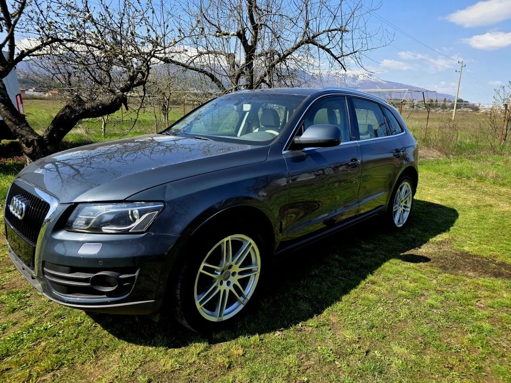 Audi Q5 Q5 3.0D 239кс  2010G