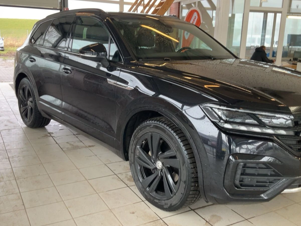 VW Touareg 3.0 V6 TDI R-Line 4Motion, снимка 3 - Автомобили и джипове - 54383696