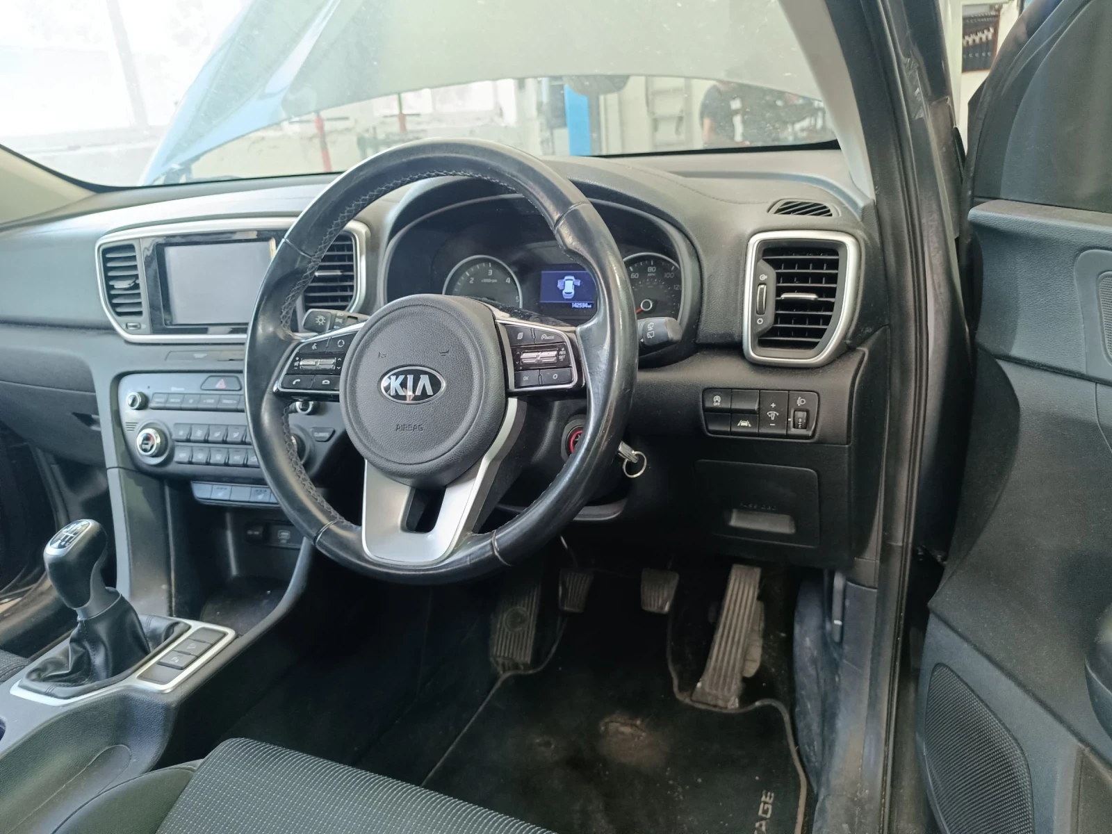 Kia Sportage 1.6 crdi D4fE , снимка 16 - Автомобили и джипове - 55191228