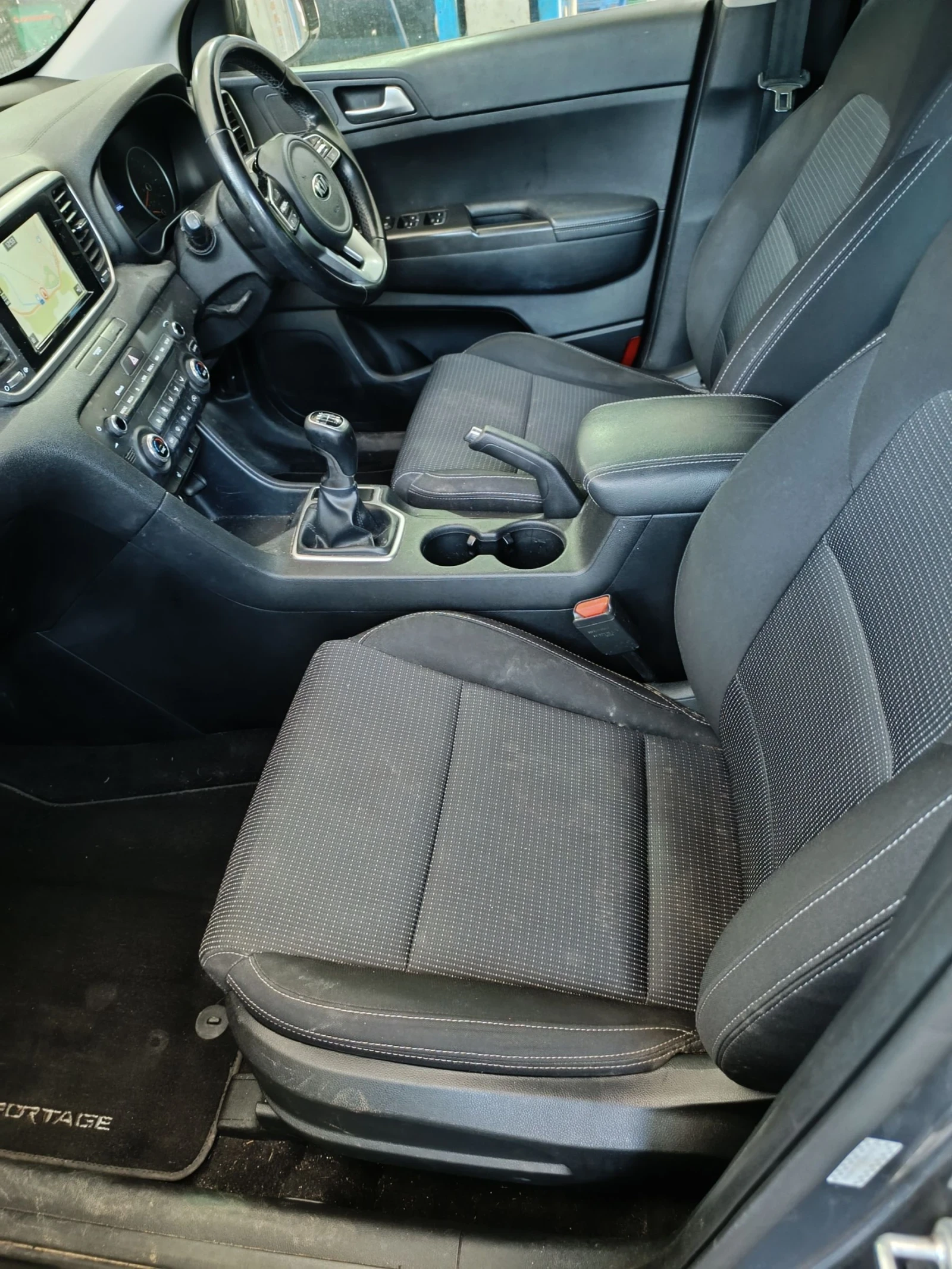 Kia Sportage 1.6 crdi D4fE , снимка 10 - Автомобили и джипове - 55191228