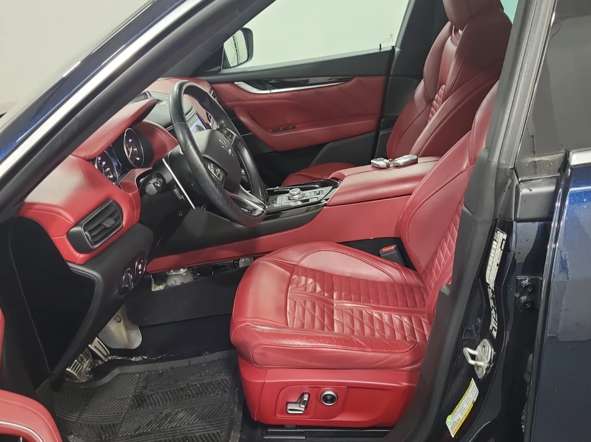 Maserati Levante S* GRANSPORT* AWD* Въздушно* 360CAM* Подгрев* ПЕРФ, снимка 10 - Автомобили и джипове - 55235825