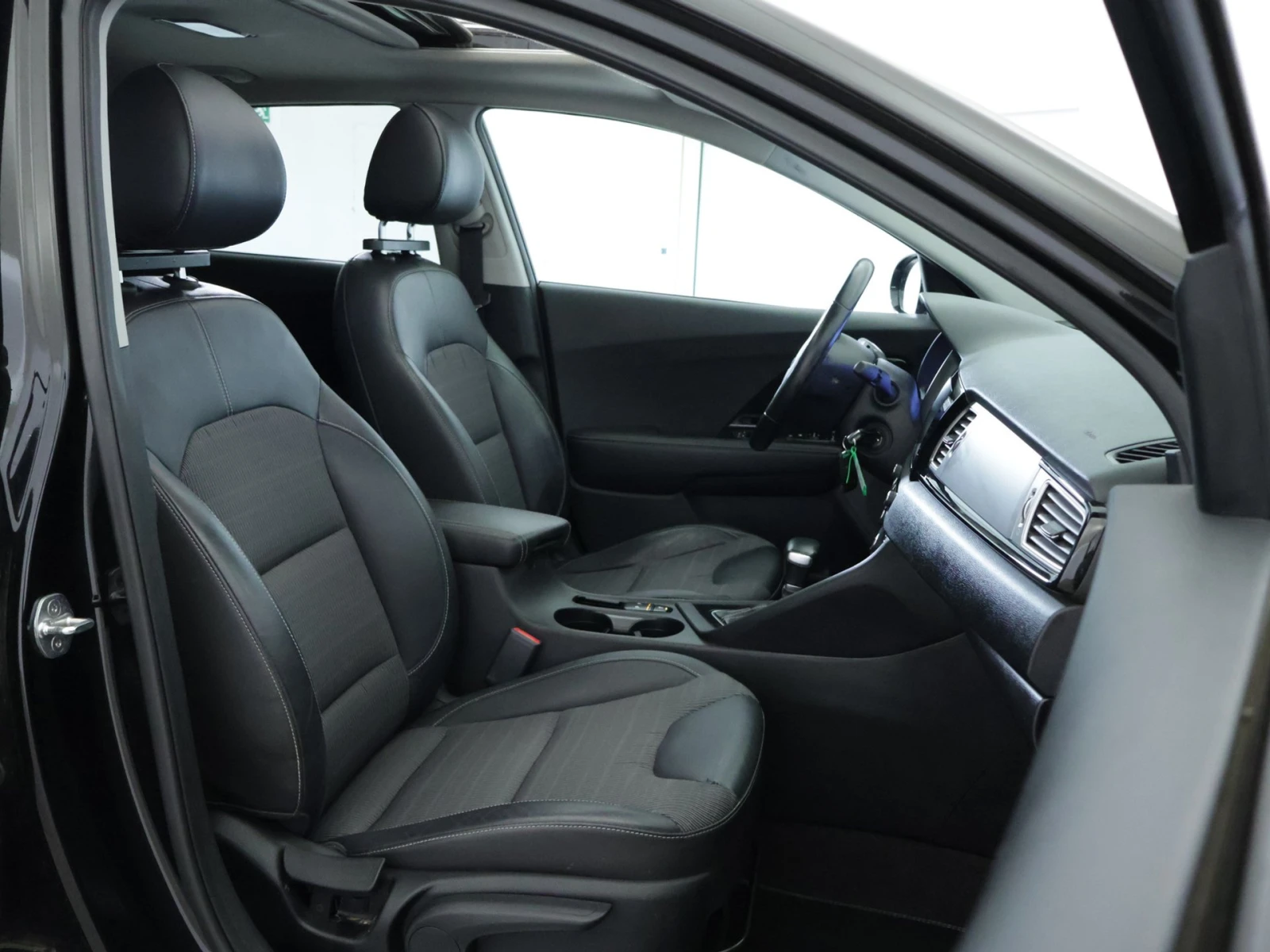 Kia Niro 1.6 GDi Hybrid | Mobile.bg � ����������� 12
