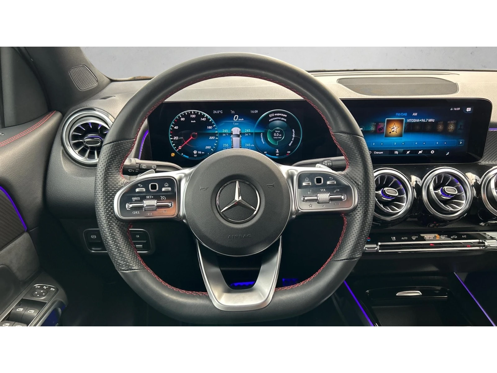 Mercedes-Benz GLB 250  4Matic 6+ 1 AMG Line, Месечна вноска от 395  , снимка 9 - Автомобили и джипове - 55411445