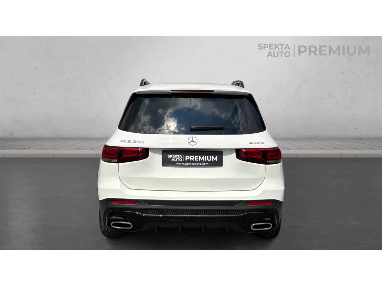 Mercedes-Benz GLB 250  4Matic 6+ 1 AMG Line, Месечна вноска от 395  , снимка 4 - Автомобили и джипове - 55411445