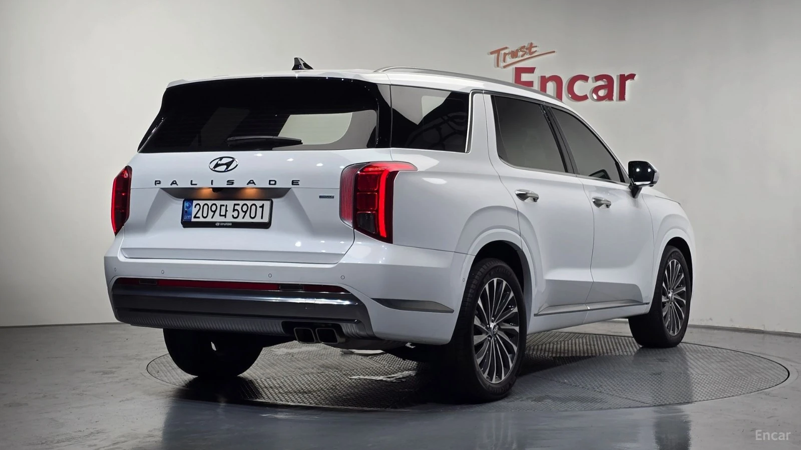 Hyundai Palisade 3.8 4WD Calligraphy* HUD* КОЖА* ОБДУХВ* НАВИ, снимка 2 - Автомобили и джипове - 55499520