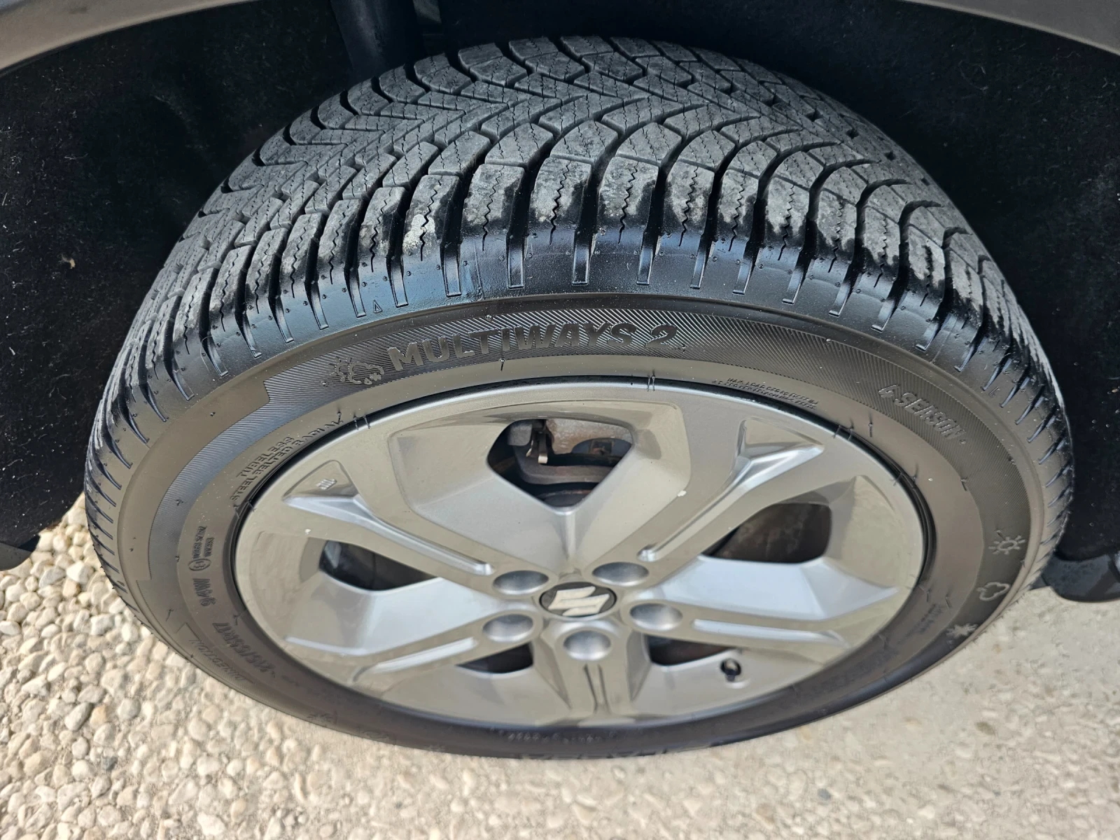 Suzuki Vitara 1.6i, 120к.с., 4х4 , снимка 15 - Автомобили и джипове - 55792947