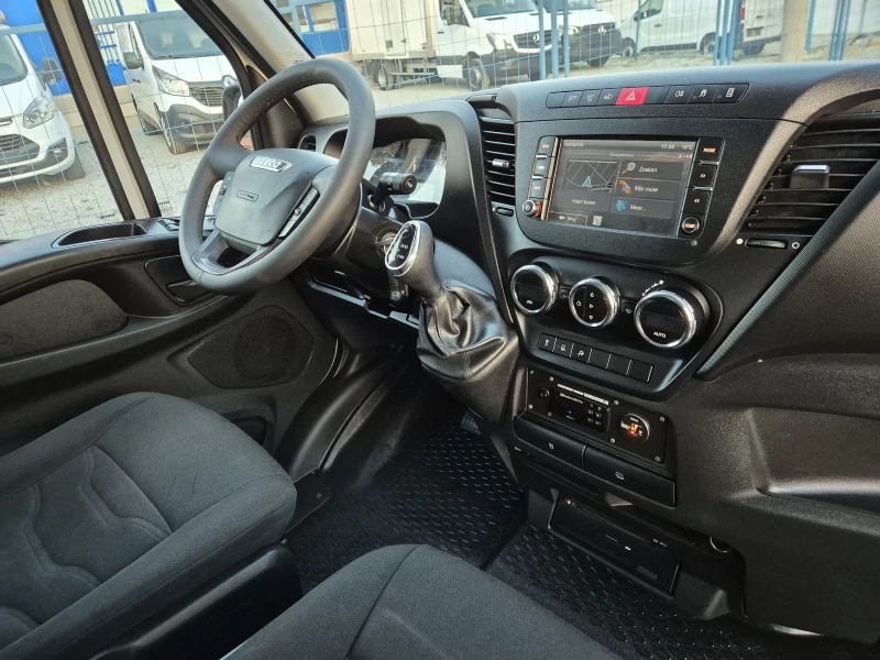 Iveco Daily 35S13 ХЛАДИЛЕН  , снимка 17 - Бусове и автобуси - 47825953