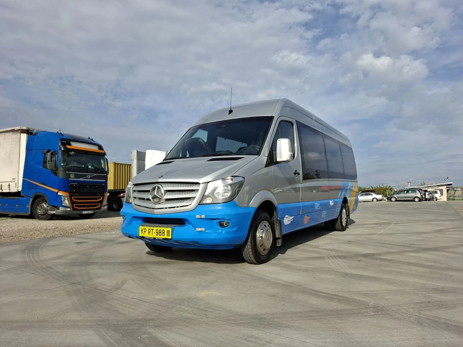 Mercedes-Benz Sprinter 519
