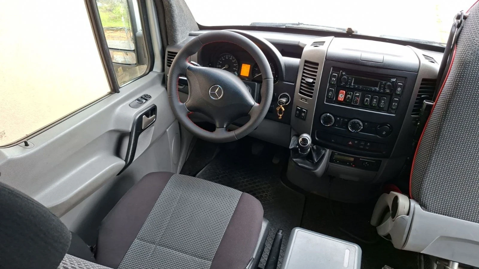 Mercedes-Benz Sprinter 519, снимка 7 - Бусове и автобуси - 54010056